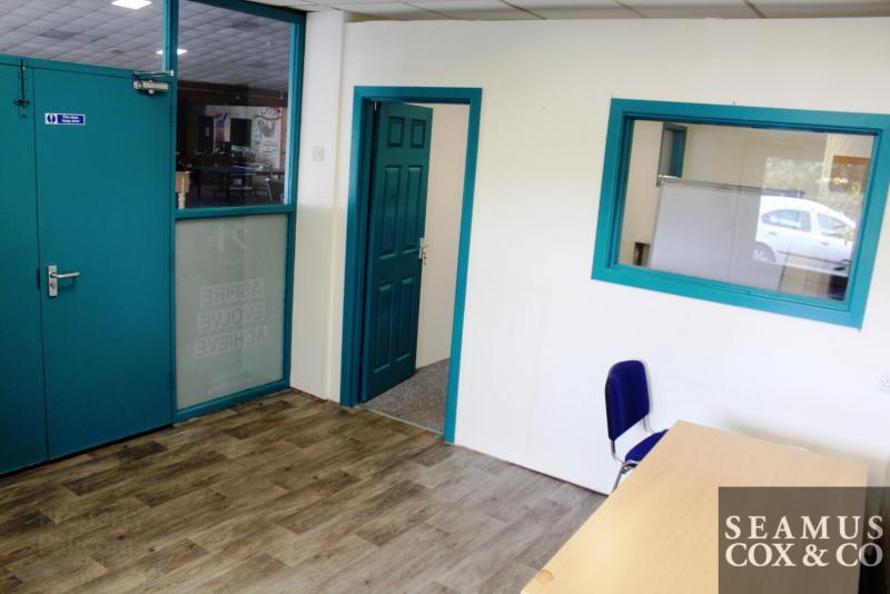 27d East Bridge Street 2