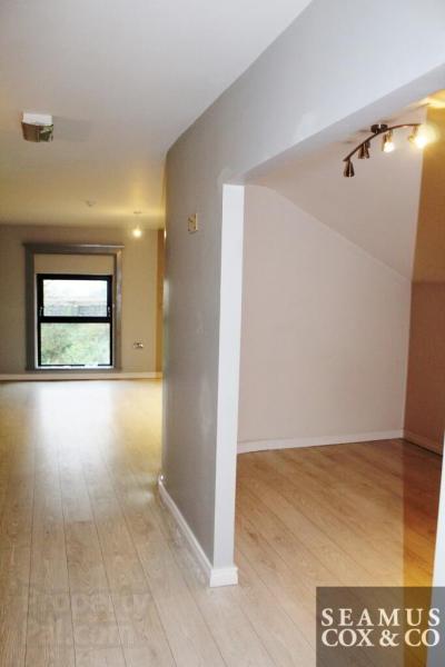 4 Queen Elizabeth Road 3