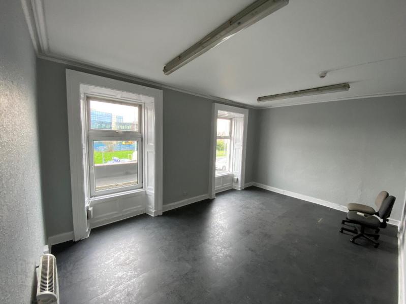 3b Ebrington Terrace